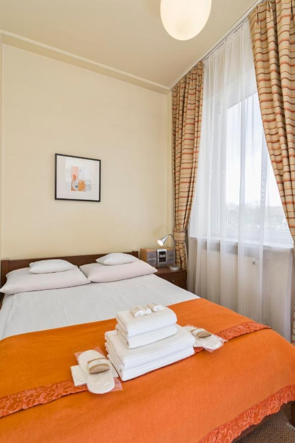 Hotel Colibra Warsaw Ngoại thất bức ảnh