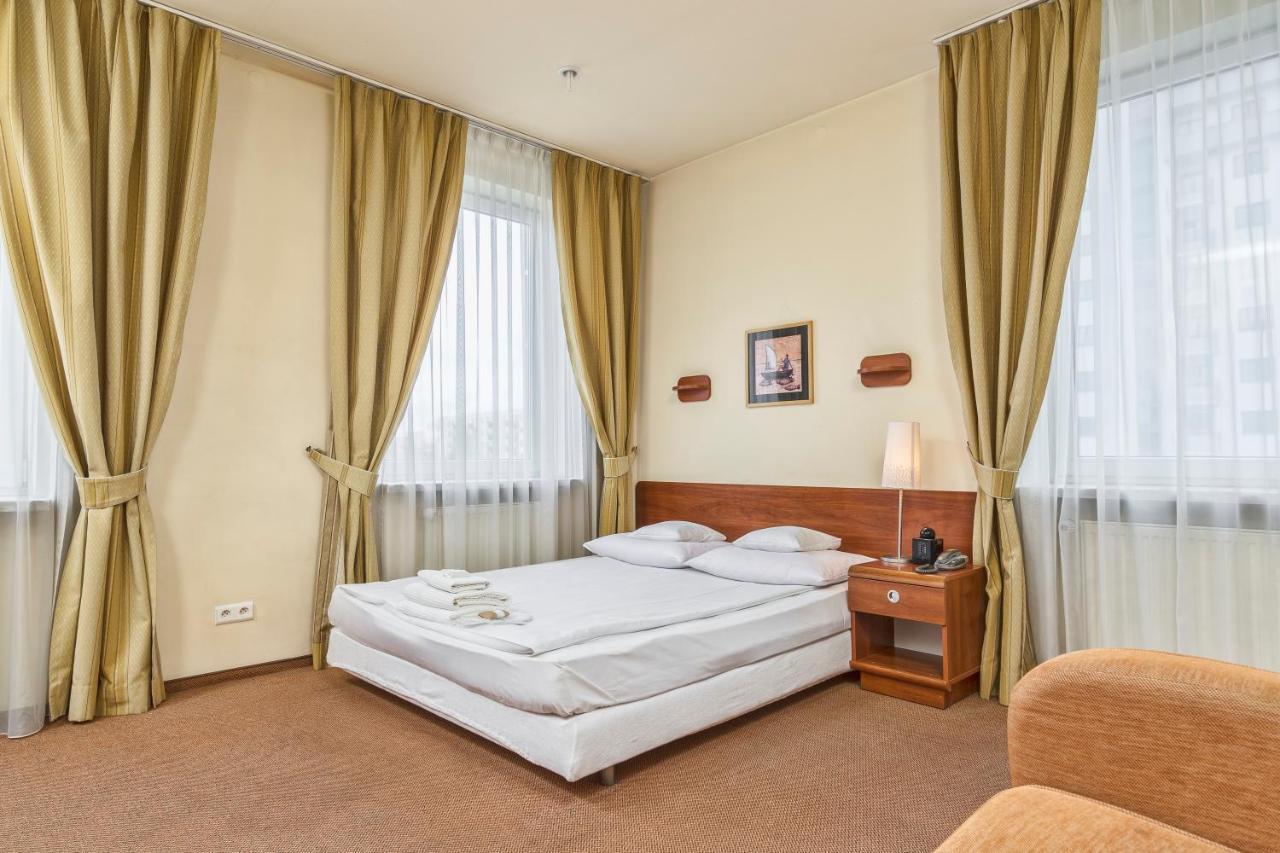 Hotel Colibra Warsaw Ngoại thất bức ảnh